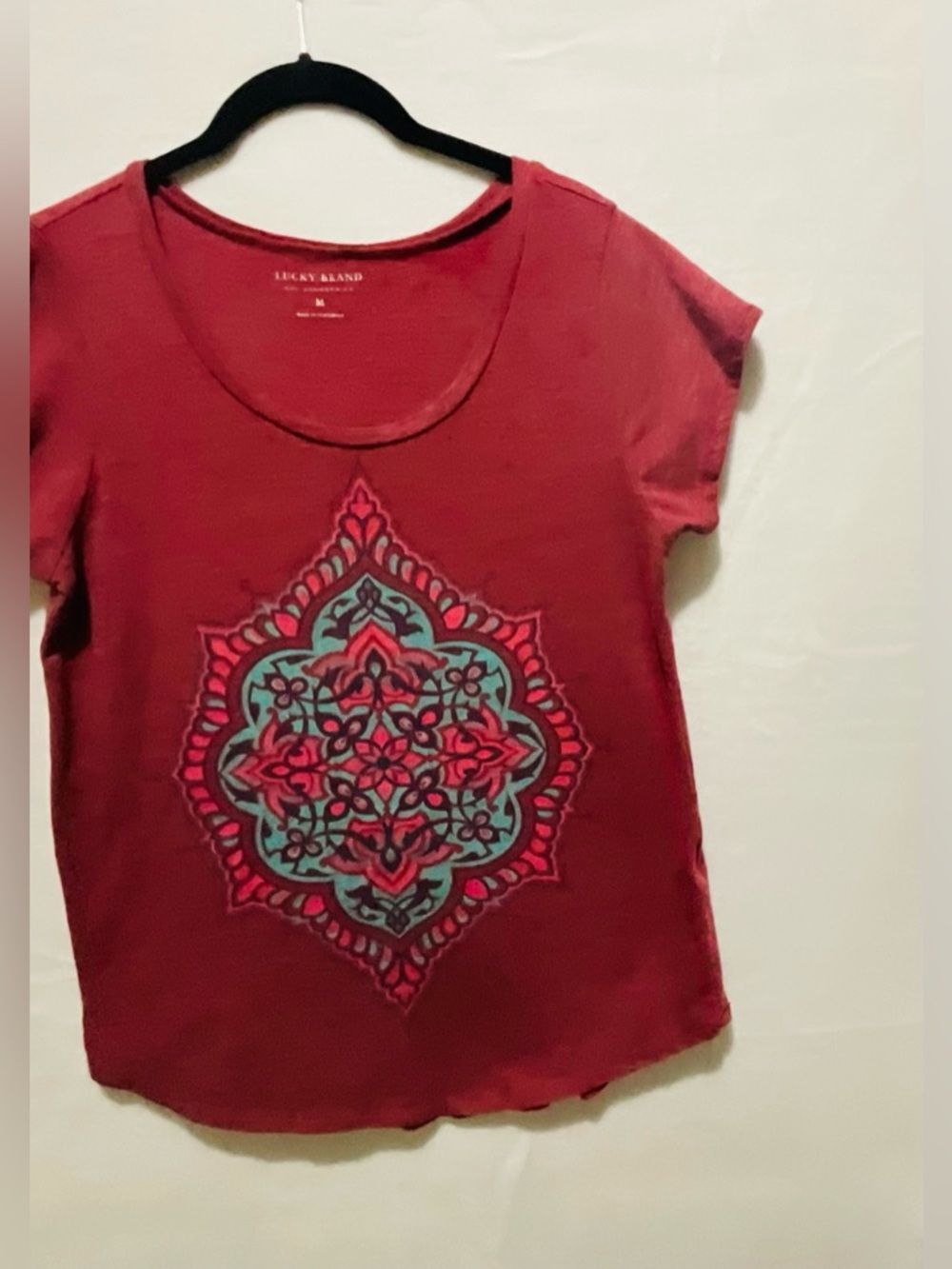 Lucky Brand Boho Mandala Graphic Tee M Red Slub Cotton Short Sleeve Top - Picture 3 of 6